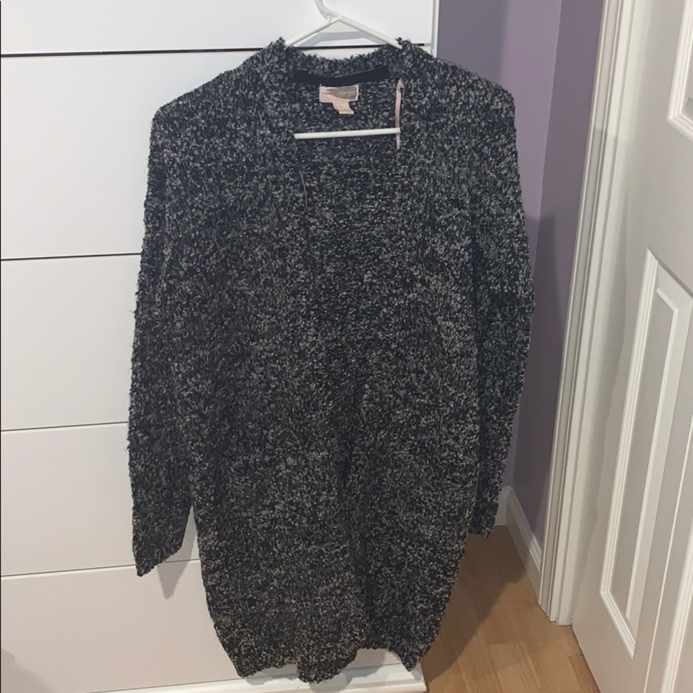 NWOT Oversized Cardigan with Pockets
